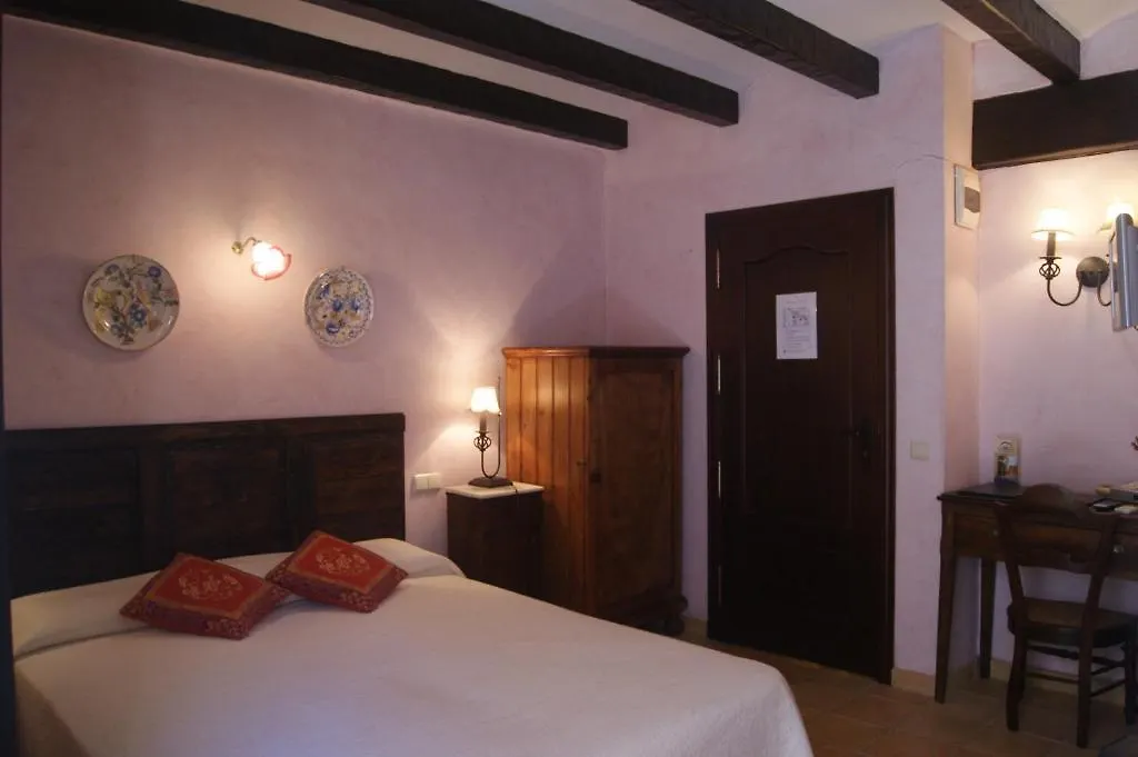 Hostal La Panavera El Perello  Guest house El Perello (Catalonia)